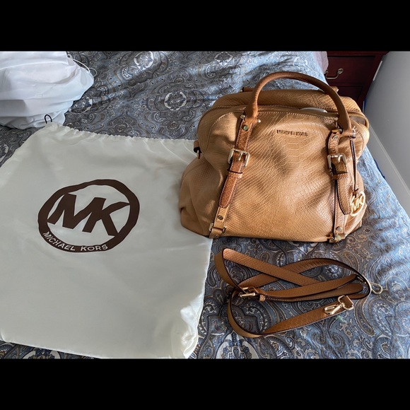 Michael lots - Picture 2 of 4